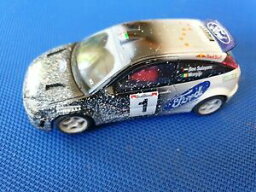 【送料無料】ホビー　模型車　車　レーシングカー フォードフォーカスvoiture scx ford focus wrc