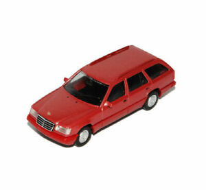 ホビー　模型車　車　レーシングカー ベンツクラスモデルmercedesbenz classe e w124 e320 modele t break rouge 19841997 h0 187 herpa