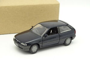 gama sb 143 vauxhall astra noireガマボクソールアストラ※注意※NYからの配送になりますので2週間前後お時間をいただきます。人気の商品は在庫が無い場合がございます。ご了承くださいませ。サイズの種類の商品は購入時の備考欄にご希望のサイズをご記載ください。　携帯メールでの登録ですと楽天からのメールが届かない場合がございます。