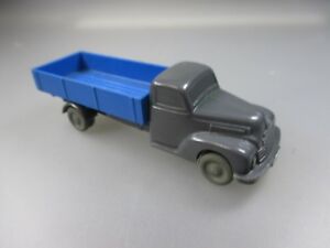 【送料無料】ホビー 模型車 車 レーシングカー フォードトラックバケットバージョンnouvelle annoncewiking ford camion a benne, tole schub29