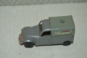 【送料無料】ホビー　模型車　車　レーシングカー ゴマサービスシトロエンビンテージフランスvoiture t..