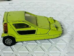 【送料無料】ホビー　模型車　車　レーシングカー ボンドバグライムグリーンnouvelle annoncecorgi toys 389 bond bug rare vert citron