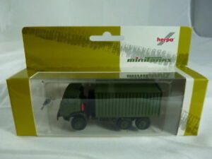 【送料無料】ホビー　模型車　車　レーシングカー カマススーツケーストラック＋ボックスherpa minitan..