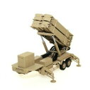 【送料無料】ホビー　模型車　車　レーシングカー パトリオットミサイルトレーラーpanzerkampf 172 missiles patriot amp; trailercamouflage desert pzk12145b