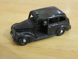 【送料無料】ホビー　模型車　車　レーシングカー オースティンタクシーダンボールdinky dublo 067 austin fx3 taxipeint noir carton