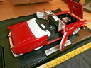 【送料無料】ホビー 模型車 車 レーシングカー フォードサンダーバードモデルスケールford thunderbird voiture modele rouge 1955 ss7714 echelle 124