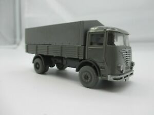 【送料無料】ホビー　模型車　車　レーシングカー バトルドライバuトラックwiking bussing lu7 camion de bataille mconducteur, acide..