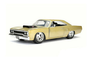 【送料無料】ホビー　模型車　車　レーシングカー プリマスロードランナーカーダイカストモデルplymouth road runner 1970 diecast voiture modele 98234