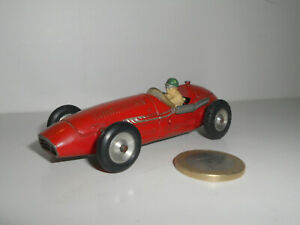 【送料無料】ホビー　模型車　車　レーシングカー ビンテージマセラティマセラティサスペンションスカ..