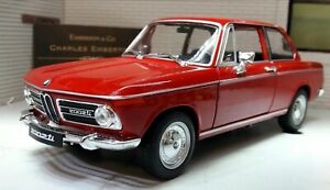 ホビー　模型車　車　レーシングカー モデルミニチュアカー124 modele bmw 2002 ti rouge 1966 tres detaille welly voiture miniature 24053