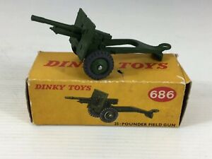 【送料無料】ホビー　模型車　車　レーシングカー ボックスフィールドボックスvintage cret dinky toys 25 pounder field boite 686 af