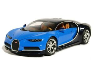 【送料無料】ホビー　模型車　車　レーシングカー ブガッティカイロンbugatti chiron 2016 burago 118