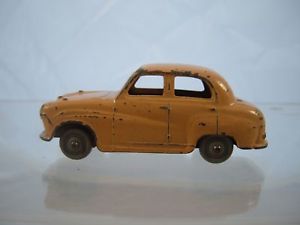 ホビー　模型車　車　レーシングカー ビンテージオースティンdinky toy 160 austin a30 dans vintage utilise voir photos