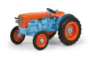 schuco 143 tracteur lamborghini 2241 r 450902800モデルトターランボルギーニ※注意※NYからの配送になりますので2週間前後お時間をいただきます。人気の商品は在庫が無い場合がございます。ご了承くださいませ。サイズの種類の商品は購入時の備考欄にご希望のサイズをご記載ください。　携帯メールでの登録ですと楽天からのメールが届かない場合がございます。