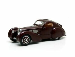 【送料無料】ホビー　模型車　車　レーシングカー ブガッティタイプカットモデルbugatti type 51 dubos coupe resine voiture modele 40205041