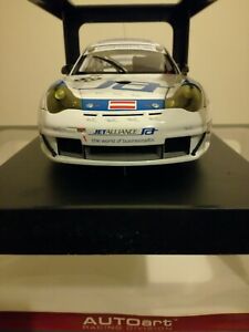【送料無料】ホビー　模型車　車　レーシングカー ポルシェグアテマラボックスautoart porsche gt3rsr 2006 996 118 en parfait etat, dans sa boite