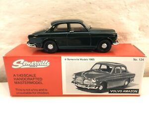 【送料無料】ホビー　模型車　車　レーシングカー アマゾンボックスグリーンモデルスケールsomerville modelsvolvo amazon echelle 143 en metal blanc modele vert en boite