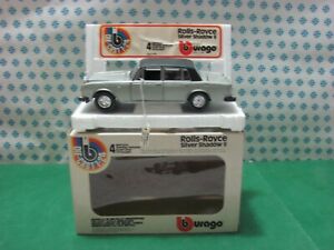 ホビー　模型車　車　レーシングカー ビンテージロールスロイスシルバーシャドウvintage rollsroyce argent shadow ii 124 bburago art 0134 mib