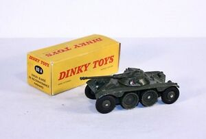 ホビー　模型車　車　レーシングカー ボックスインナーカートンdinky toys 80 a, panhard, comme neuf dans box, rare avec interieur carton ab