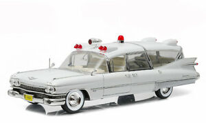 【送料無料】ホビー　模型車　車　レーシングカー キャデラックコレクションgreenlight 1959 cadillac ambulance white precision collection 118