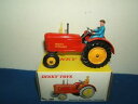 【送料無料】ホビー 模型車 車 レーシングカー ボックスモデルマッシーファーガソントターゴムdinky toys modele 300 massey fergu...