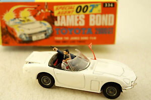 【送料無料】ホビー　模型車　車　レーシングカー コーギージェームズボンドグアテマラトヨタスポーツcorgi toys authentique james bond toyota 2000 gt voiture de sport no 336 avec 2 figures