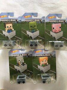 【送料無料】ホビー 模型車 車 レーシングカー ホットホイール hot wheels minecraft longcard x5 voitures