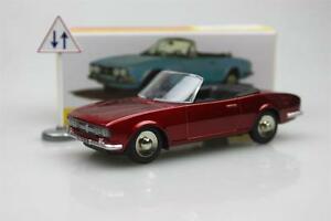 ホビー　模型車　車　レーシングカー アトラスカブリオレロードスタープジョーモデルatlas 1423 dinky toys 143 cabriolet504 peugeot modele de voiture roadster