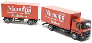 【送料無料】ホビー　模型車　車　レーシングカー アクトロスaoヒルデスハイムherpa 145114 mb actros hangerzug niemann hildesheim mobelspedition 187 h0