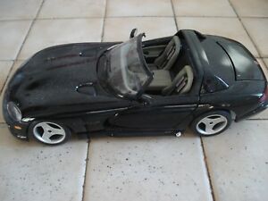 【送料無料】ホビー　模型車　車　レーシングカー ダッジバイパーburago dodge viper rt10 noire 1993 118 tbe