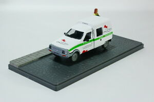 【送料無料】ホビー　模型車　車　レーシングカー シトロエンモデルカーcitroen c15 lilot fleurs 1975, modele voitures 143