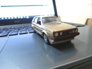 【送料無料】ホビー　模型車　車　レーシングカー ゴルフschabak 143 golf gti