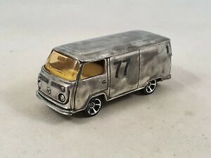 ホビー　模型車　車　レーシングカー ヴァンチアリーダーバスフォルクスワーゲンバスmajorette fourgon vw bus t2 volkswagen bus no 244 160 restaureretored