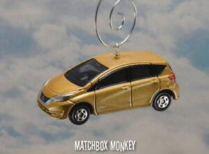 【送料無料】ホビー　模型車　車　レーシングカー eノートクリスマスカスタムオーナメントハイブリッドアドルノ2017 2018 dore nissan note personnalise noel ornement electrique adorno hybride