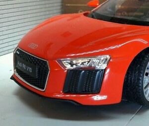 ホビー　模型車　車　レーシングカー スケールレッドオレンジアウディg 124 echelle 2016 rouge orange audi r8 v10 24065 detaille welly voiture