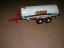 【送料無料】ホビー 模型車 車 レーシングカー タンクスラリータンクバウアーボックスtank citerne lisier bauer 132 britains...