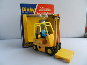 【送料無料】ホビー　模型車　車　レーシングカー フォークリフトクライマックスdinky toys 404 climax praticien de limmobilier chariot elevateur