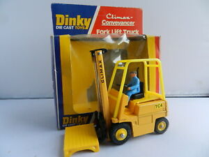 【送料無料】ホビー　模型車　車　レーシングカー フォークリフトクライマックスdinky toys 404 climax praticien de limmobilier chariot elevateur