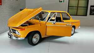 ホビー　模型車　車　レーシングカー スケールミニチュアカーg lgb 124 echelle bmw 2002 ti tii 1966 detaille welly voiture miniature 24053