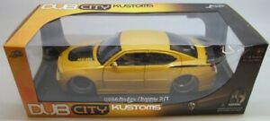 【送料無料】ホビー　模型車　車　レーシングカー ダッジチャージャーダブシティjada toys 118 dodge charger rt 2006 dub city