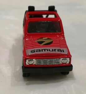 【送料無料】ホビー　模型車　車　レーシングカー サスペンションサムライrare maisto suzuki sj 4130 ..