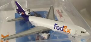 【送料無料】ホビー　模型車　車　レーシングカー マクドネルダグラスmcdonnell douglas dc1030f fedex 1500 herpa wings 500135