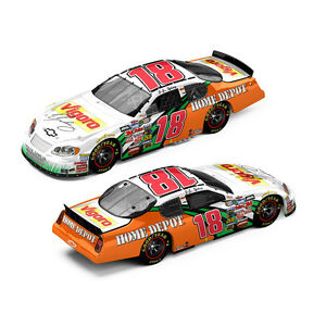 アクション自筆サイン入り2005 Action 1/24 J.J. Yeley Vigoro Autographed BGN