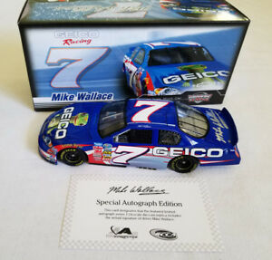 【送料無料】の：のマイク・ウォレス＃の直筆サイン入りモンテカルロ限定エドNASCAR 1:24 Mike Wallace #7 Geico AUTOGRAPHED 2007 Monte Carlo SS Limited Ed