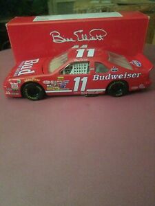 【送料無料】ビル・エリオットバドワイザー芽＃フォードアクションのBill Elliott 1994 Budweiser Bud #11 Ford Action 1/24 NASCAR CWC