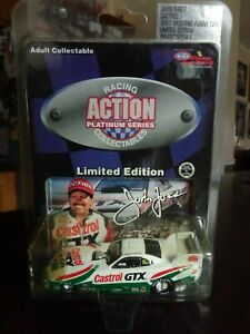 【送料無料】ジョン フォースフォード マスタングのおかしい車アクションJOHN FORCE CASTROL GTX 1997 FORD MUSTANG FUNNY CAR 1/64 ACTION