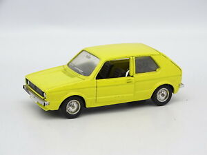 【送料無料】ホビー ・模型車・バイク レーシングカー ゴルフジャラsolido sb 143 vw golf 1 gialla