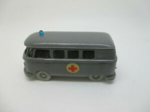 【送料無料】ホビー ・模型車・バイク レーシングカー ワイキングバスシューブwiking vw t1 bus ambulance drk, acid hb nr10341c schub 26