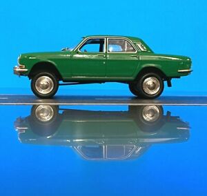 【送料無料】ホビー ・模型車・バイク レーシングカー ロードリアルデザインist ussr 1974 gaz2495 vol..