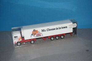 【送料無料】ホビー ・模型車・バイク レーシングカー アルベドボルボトレーラースーツケースチーズヴ..